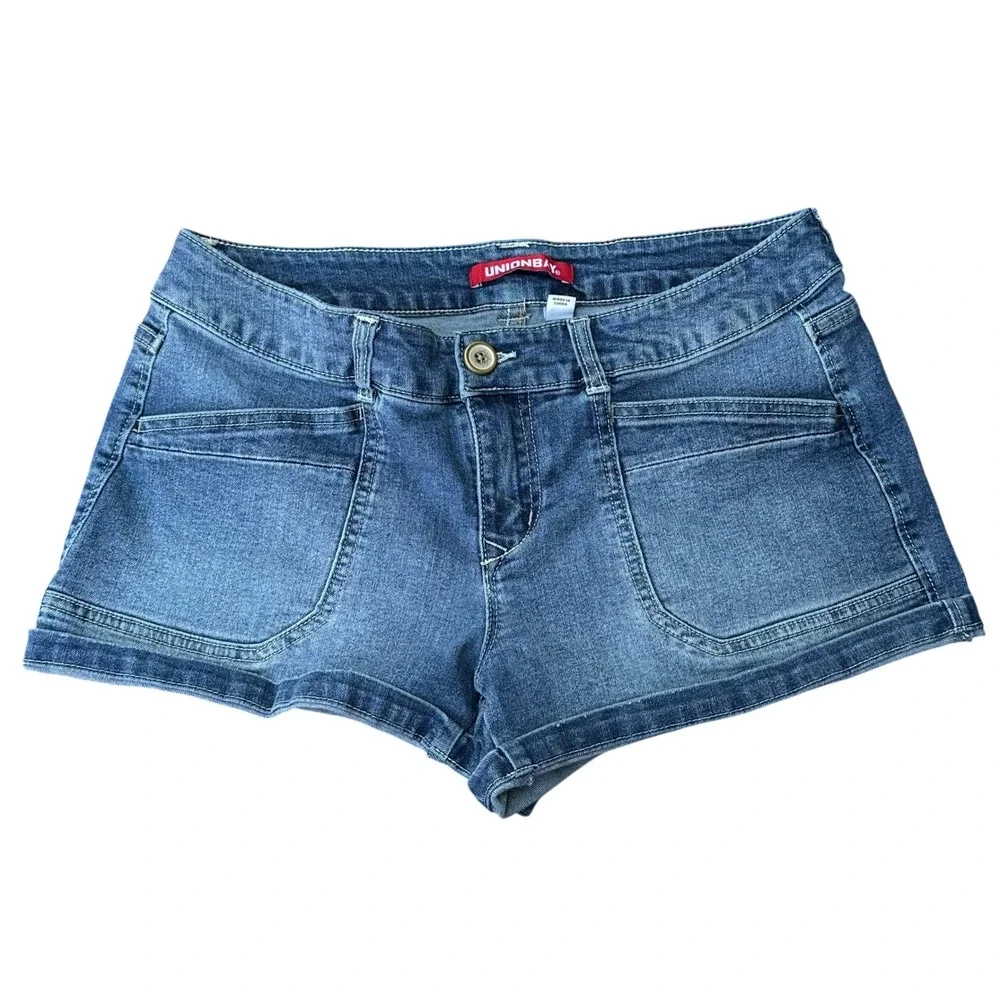 Unionbay Low Rise Y2K Style Utility Medium Wash Denim Stretch Shorts Size 9/29